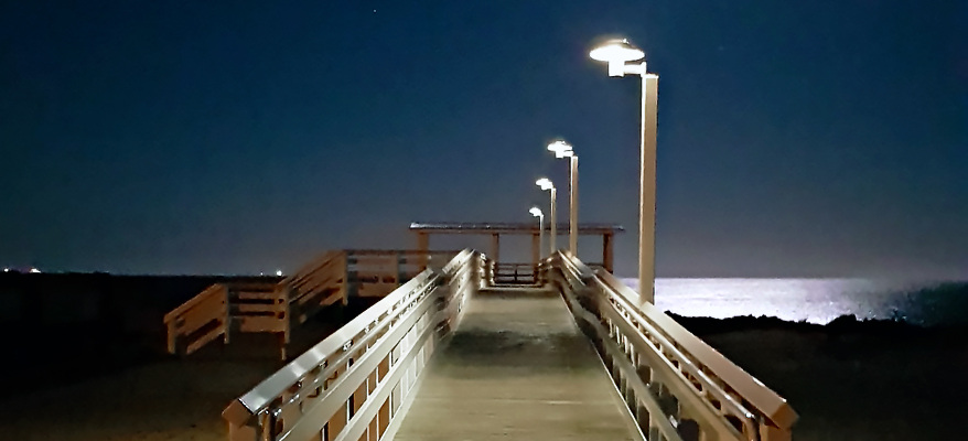 Pole Mounted Solar Bollard Light